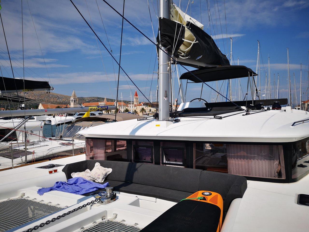 Book Lagoon 450 - 4 + 2 cab. Catamaran for bareboat charter in ACI Marina Trogir, Split region, Croatia with TripYacht!, picture 9