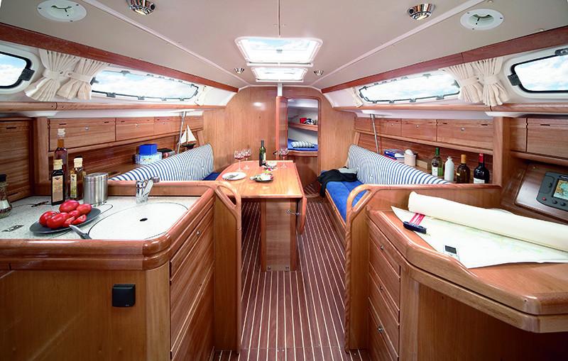 Bavaria 39 Cruiser, picture 5