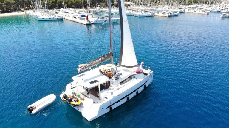 Book Bali 4.1 - 4 + 1 cab. Catamaran for bareboat charter in Marina Frapa, Rogoznica, Šibenik region, Croatia with TripYacht!, picture 6