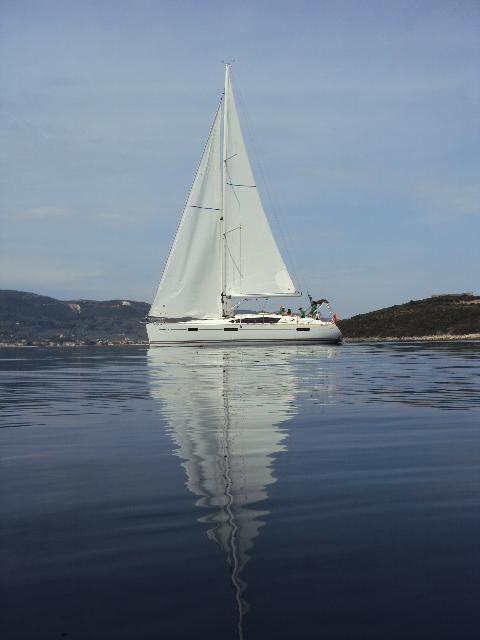 Sun Odyssey 42 DS, picture 3