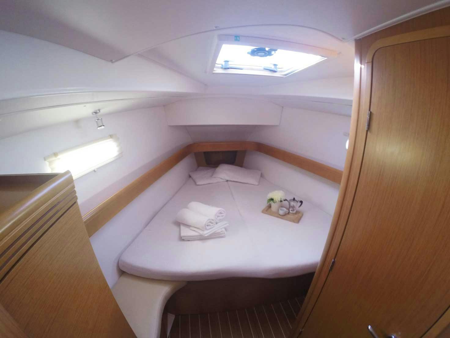 Sun Odyssey 42 DS, picture 8