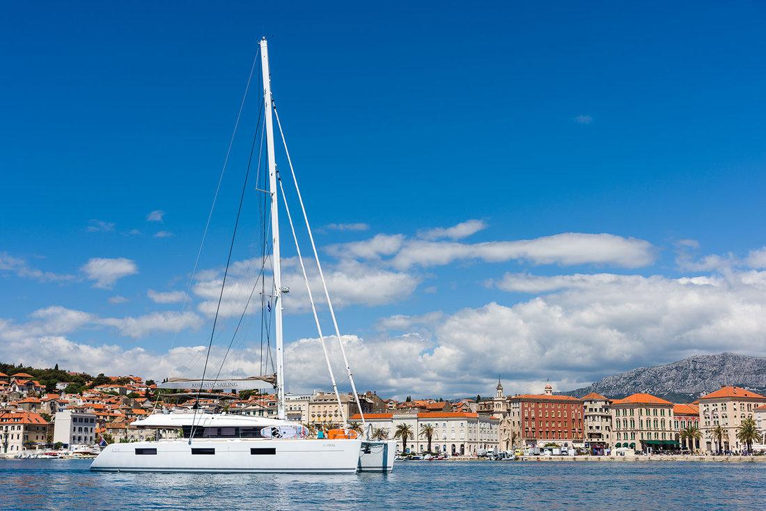 Book Lagoon 620 - 6 + 2 cab. Catamaran for bareboat charter in Marina Kastela, Split region, Croatia with TripYacht!, picture 2