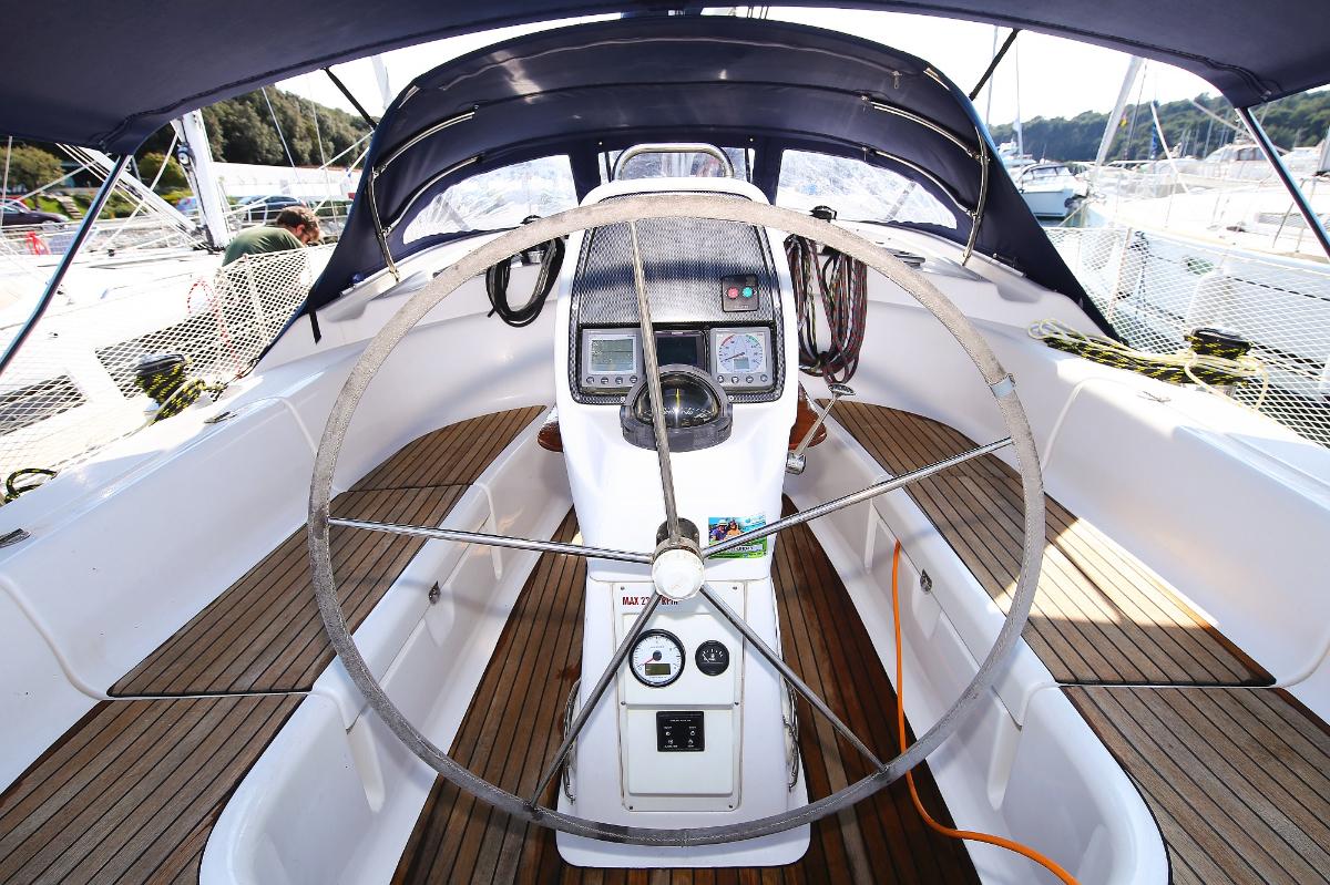 Bavaria 39 Cruiser, picture 6