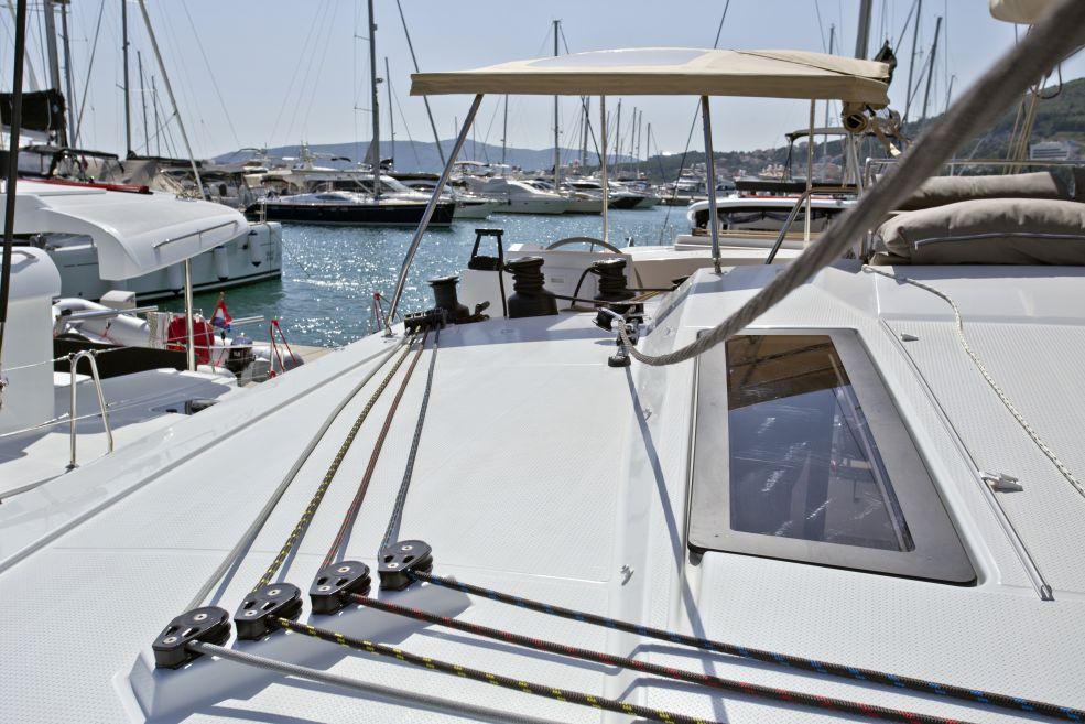 Fountaine Pajot Saona 47 Quintet - 5 + 1 cab., picture 18