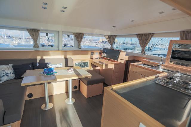 Sun Odyssey 349, picture 6