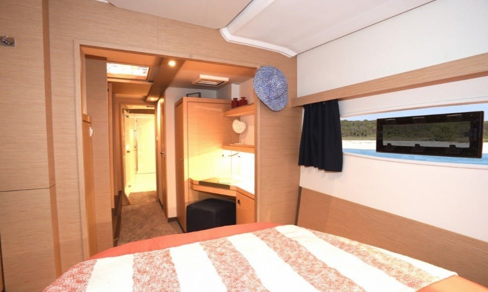 Fountaine Pajot Lucia 40 - 3 cab., picture 3