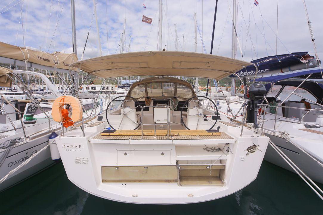 Dufour 460 GL, picture 1