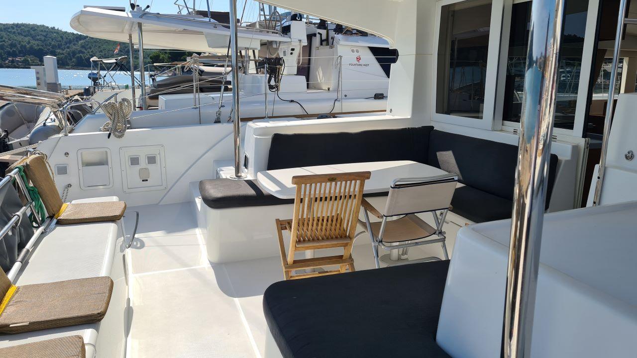 Book Lagoon 40 - 4 + 2 cab Catamaran for bareboat charter in Pula, ACI Marina Pomer, Istra, Croatia with TripYacht!, picture 3