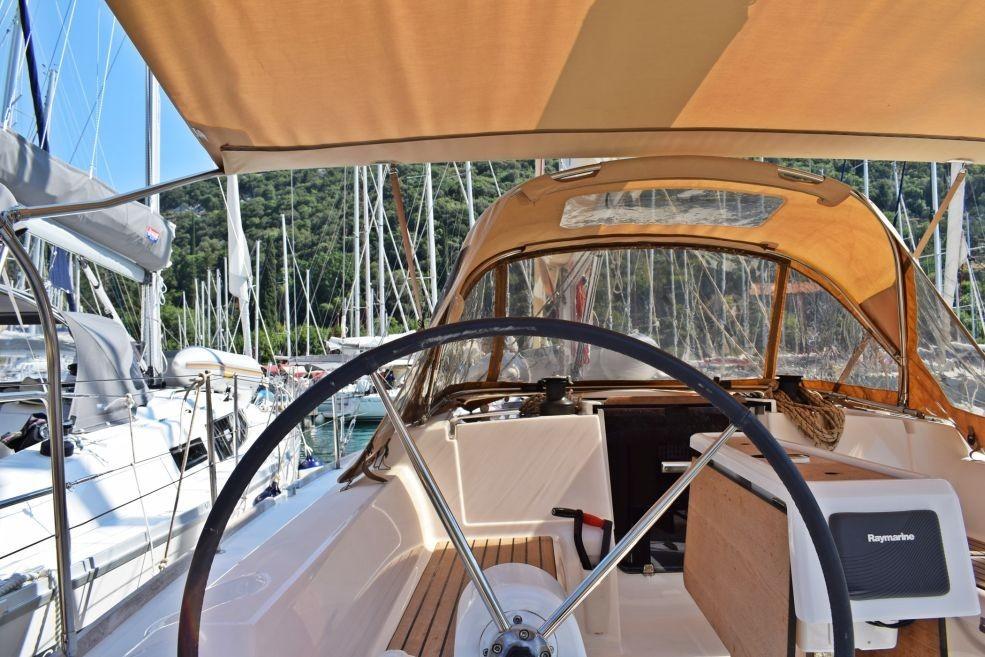 Book Dufour 350 GL Sailing yacht for bareboat charter in Dubrovnik, Komolac, ACI Marina Dubrovnik, Dubrovnik region, Croatia with TripYacht!, picture 3