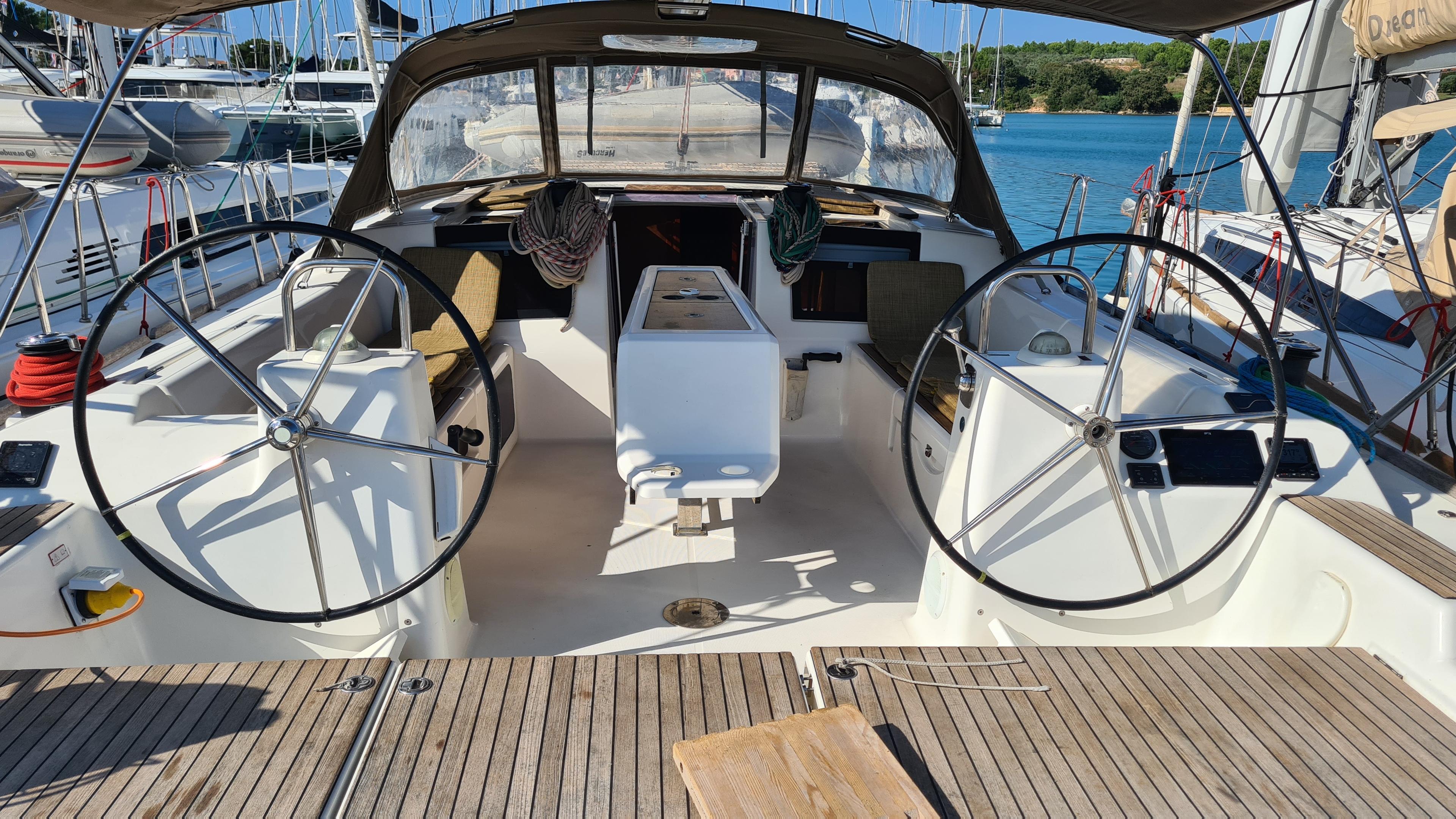 Dufour 460 GL, picture 8