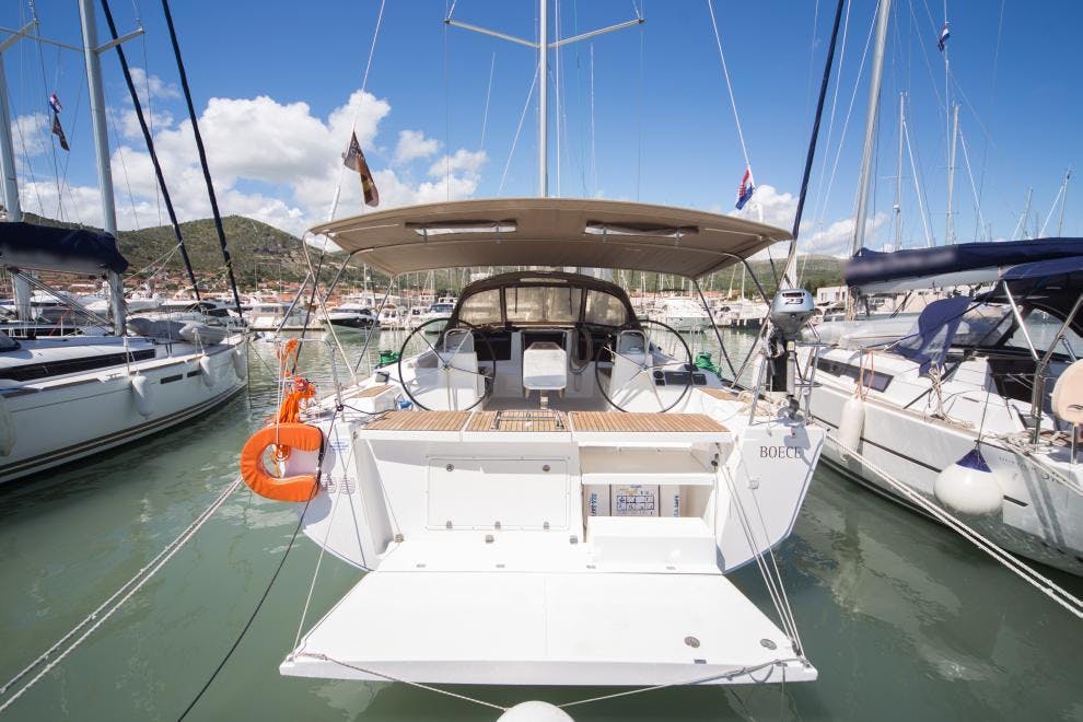 Book Dufour 460 GL Sailing yacht for bareboat charter in Pula, ACI Marina Pomer, Istra, Croatia with TripYacht!, picture 1