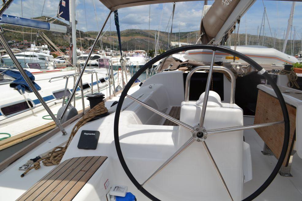 Dufour 460 GL, picture 9