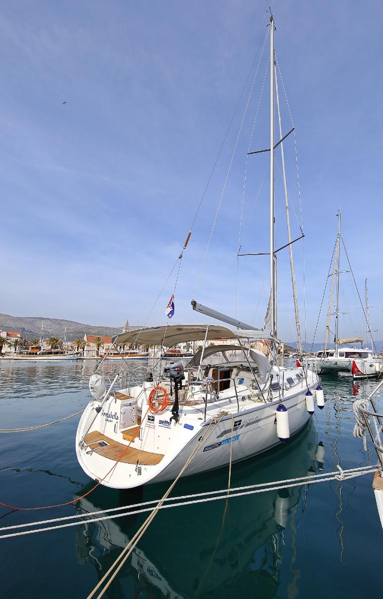 Bavaria 43 Cruiser, picture 4