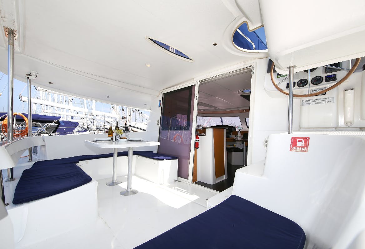 Book Lipari 41 - 4 + 2 cab. Catamaran for bareboat charter in Marina Tehnomont Veruda, Pula, Istra, Croatia with TripYacht!, picture 11