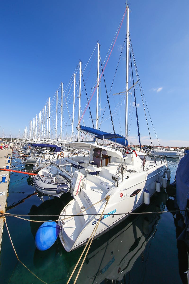 Book Lipari 41 - 4 + 2 cab. Catamaran for bareboat charter in Marina Tehnomont Veruda, Pula, Istra, Croatia with TripYacht!, picture 3
