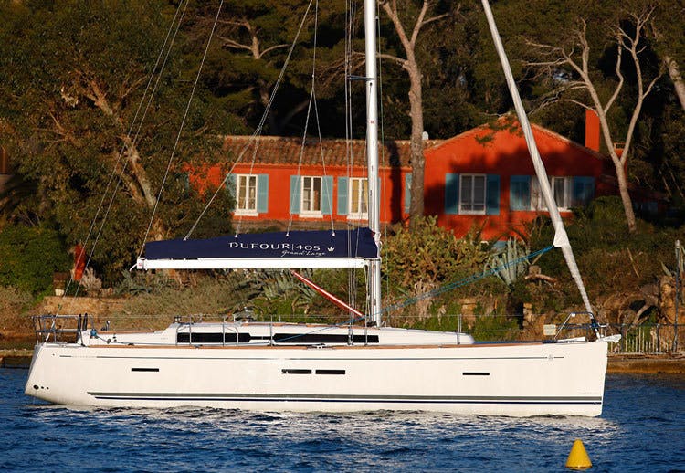 Book Dufour 405 GL Sailing yacht for bareboat charter in Cote D'Azur, Port Pin Rolland, Provence-Alpes-Côte d'Azur, France with TripYacht!, picture 7