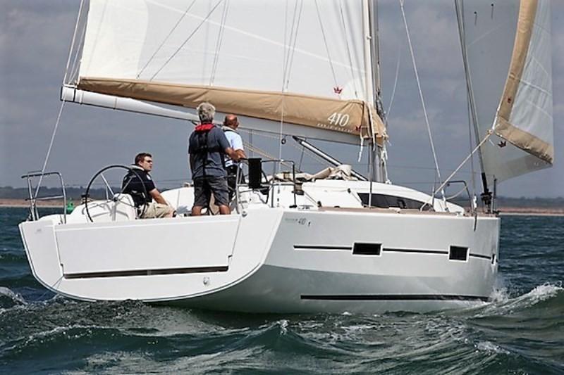 Dufour 410 GL, picture 4