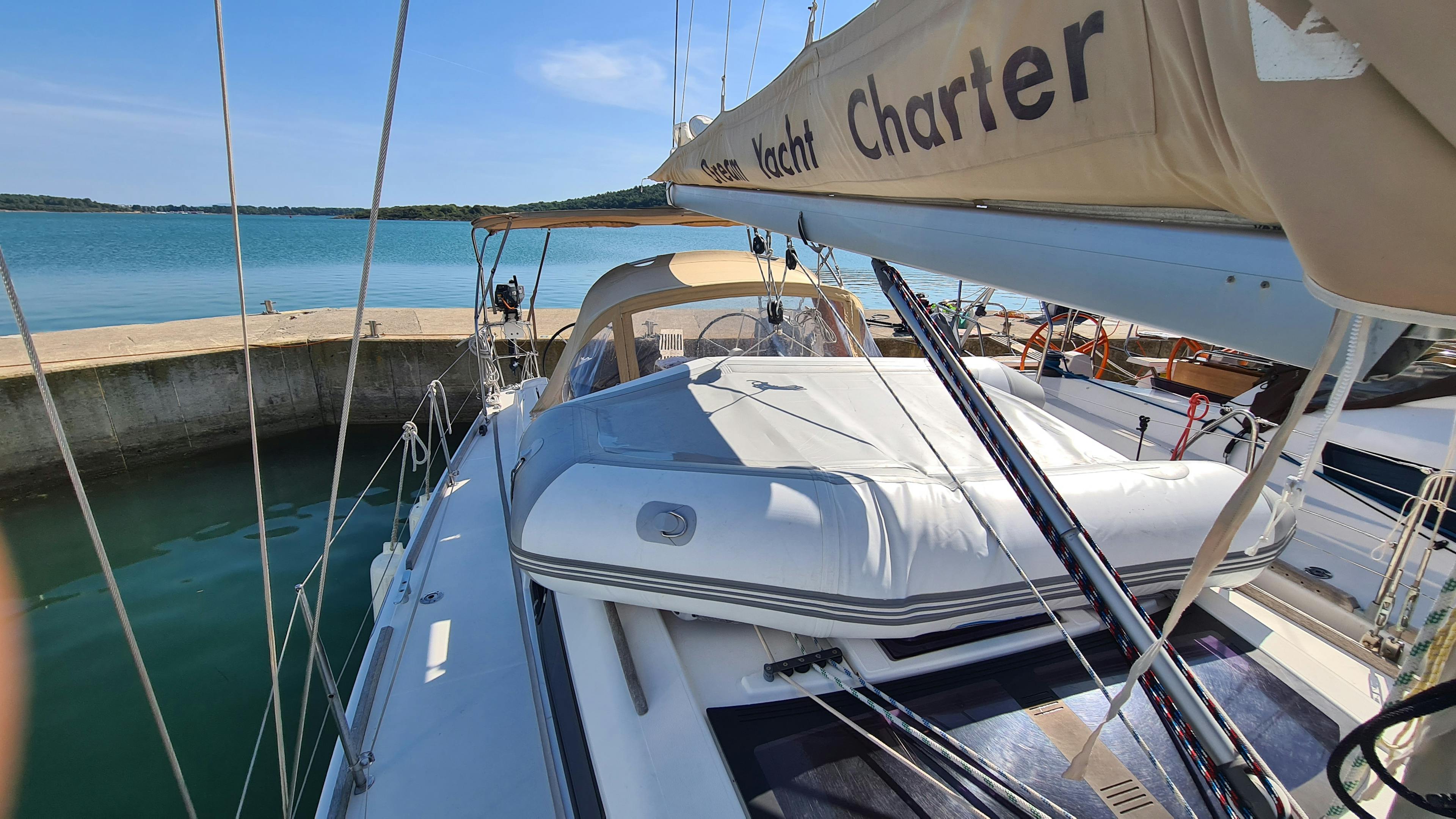 Book Dufour 350 GL Sailing yacht for bareboat charter in Pula, ACI Marina Pomer, Istra, Croatia with TripYacht!, picture 5