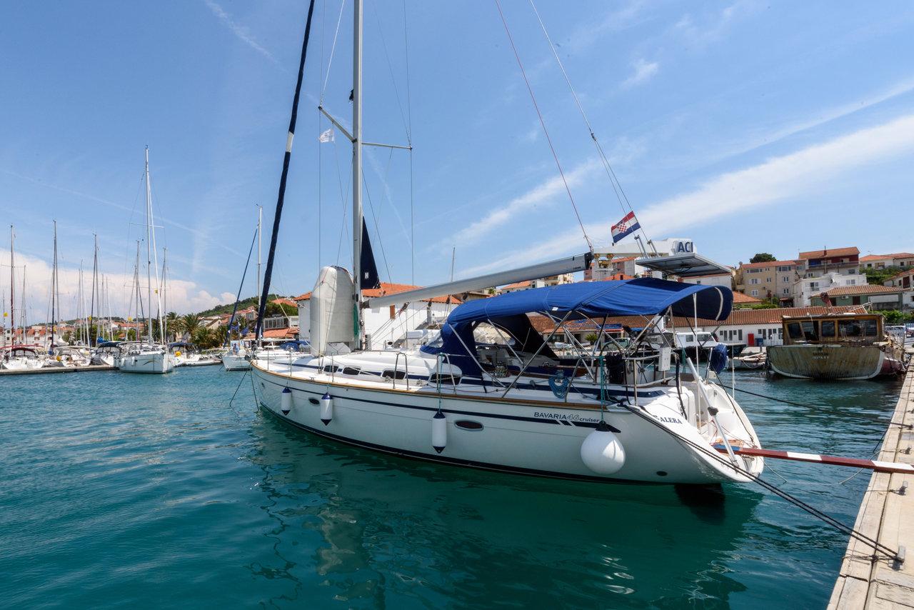 Bavaria 46 Cruiser, picture 3