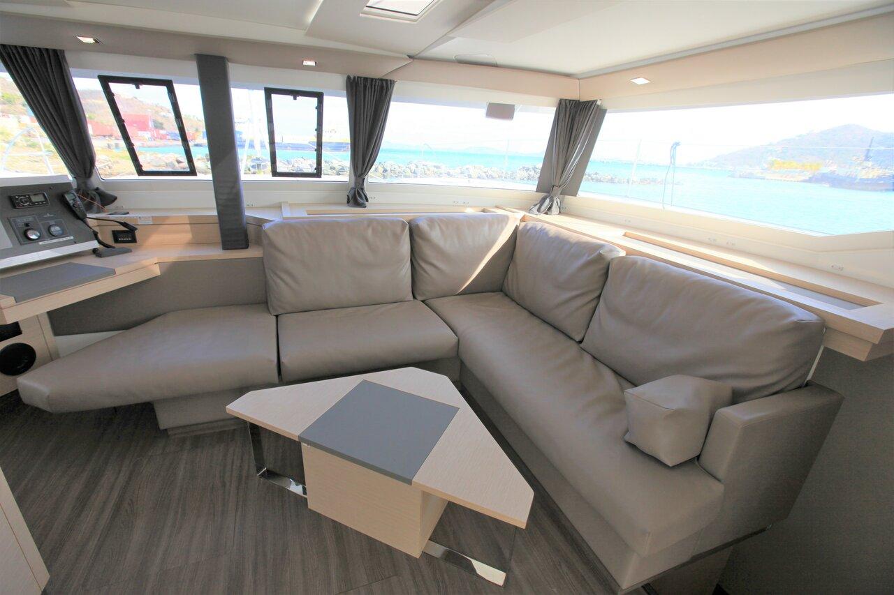 Fountaine Pajot Saona 47 Quintet - 5 + 1 cab., picture 10