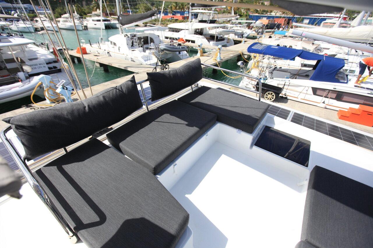 Fountaine Pajot Saona 47 Quintet - 5 + 1 cab., picture 7