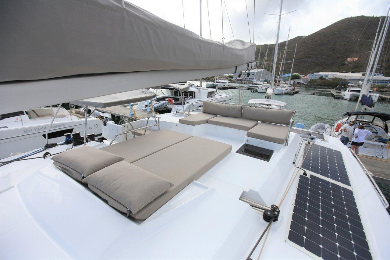 Fountaine Pajot Saona 47 - 5 cab., picture 6