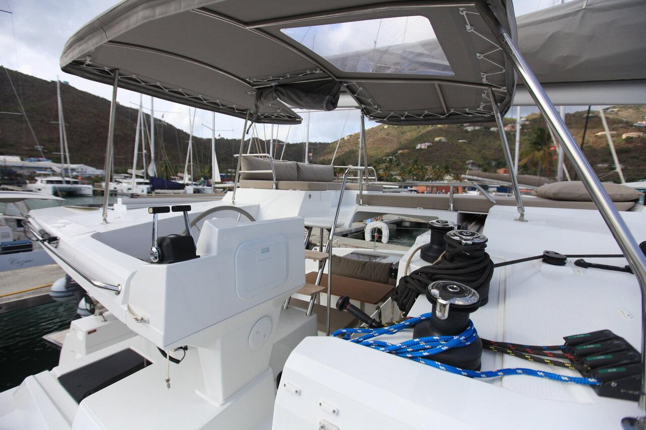 Fountaine Pajot Saona 47 - 5 cab., picture 12