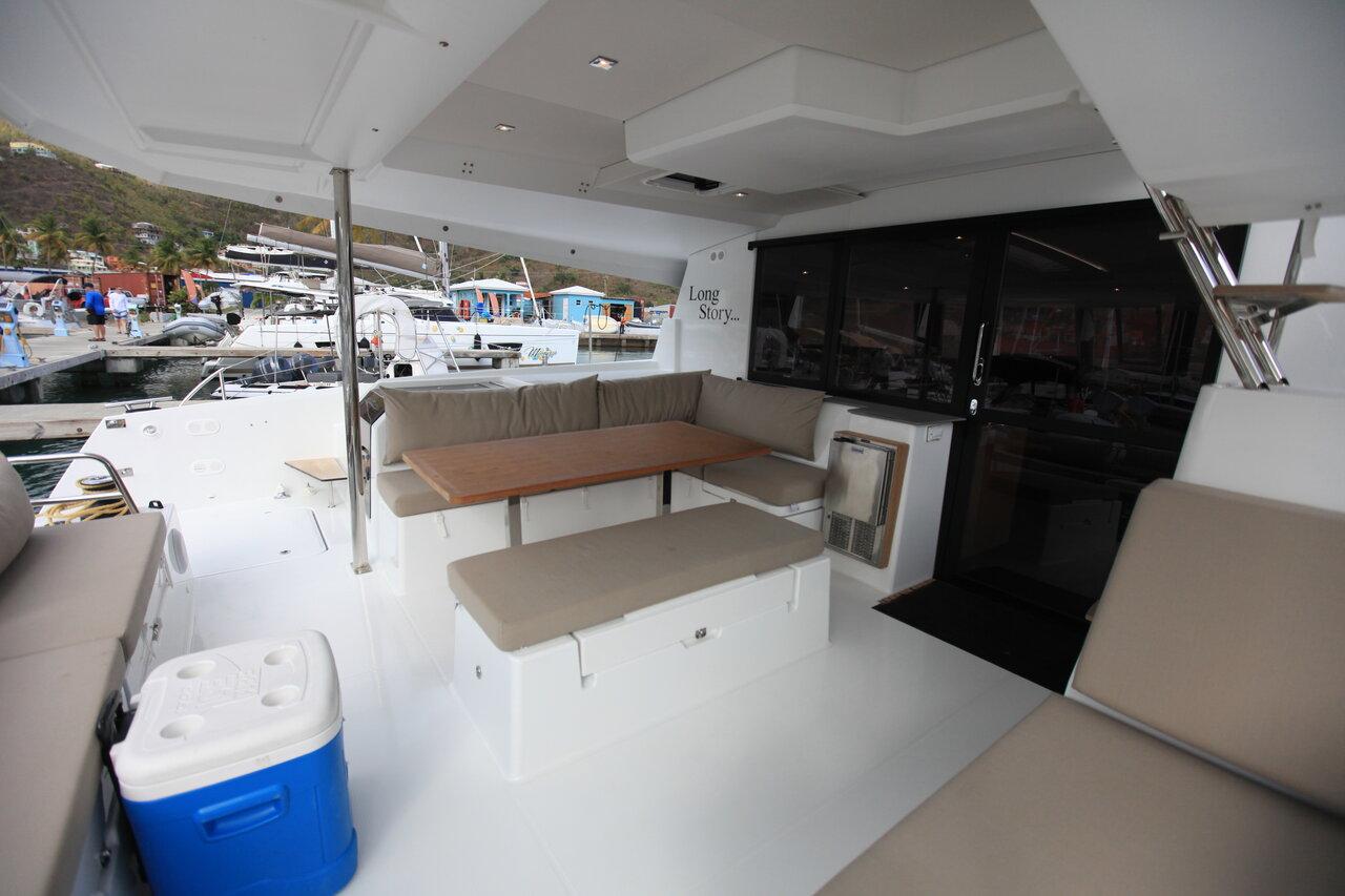 Fountaine Pajot Saona 47 - 5 cab., picture 10