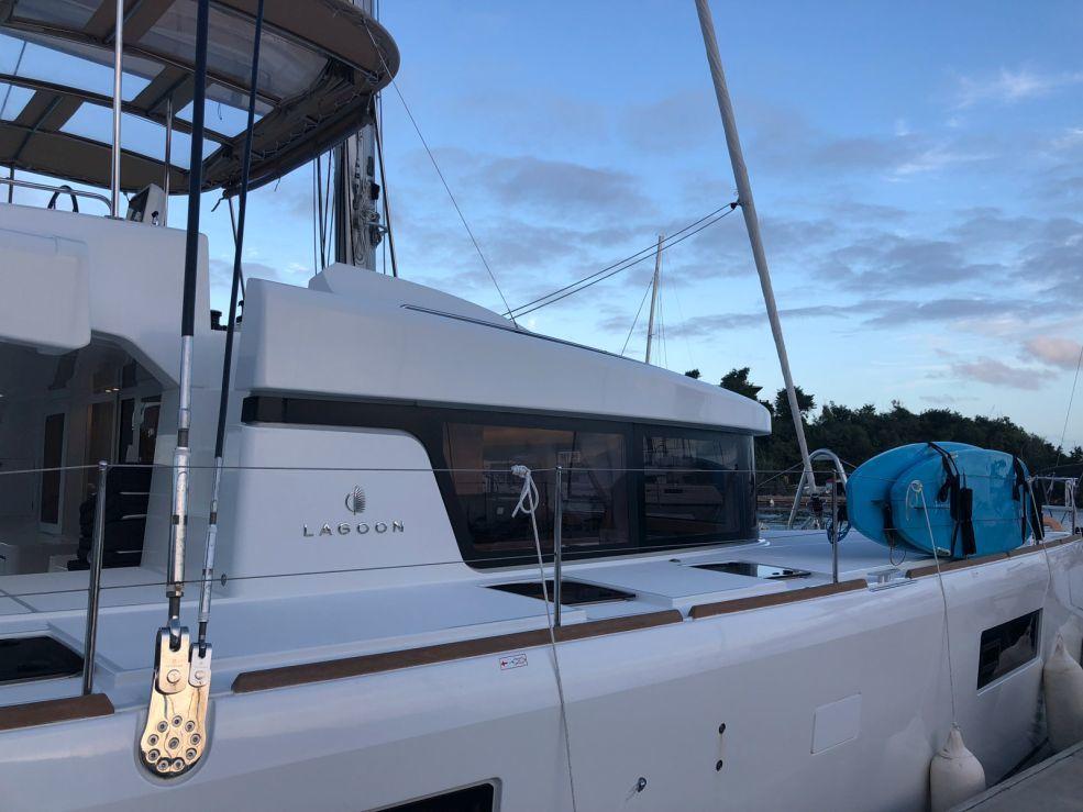 Lagoon 52 F - 6 + 2 cab., picture 4