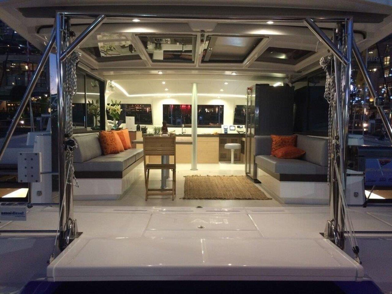 Book Bali 4.3 Catamaran for bareboat charter in Whitsundays, Airlie Beach, Coral Sea Marina, Whitsunday Region of Queensland, Australia and Oceania with TripYacht!, picture 13