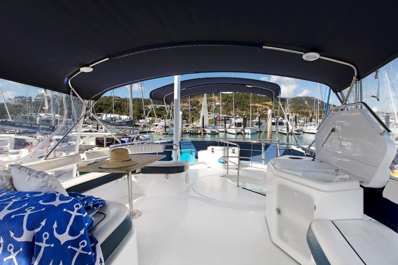 Book Cumberland 46 - 4 cab. Power catamaran for bareboat charter in Whitsundays, Airlie Beach, Coral Sea Marina, Whitsunday Region of Queensland, Australia and Oceania with TripYacht!, picture 11