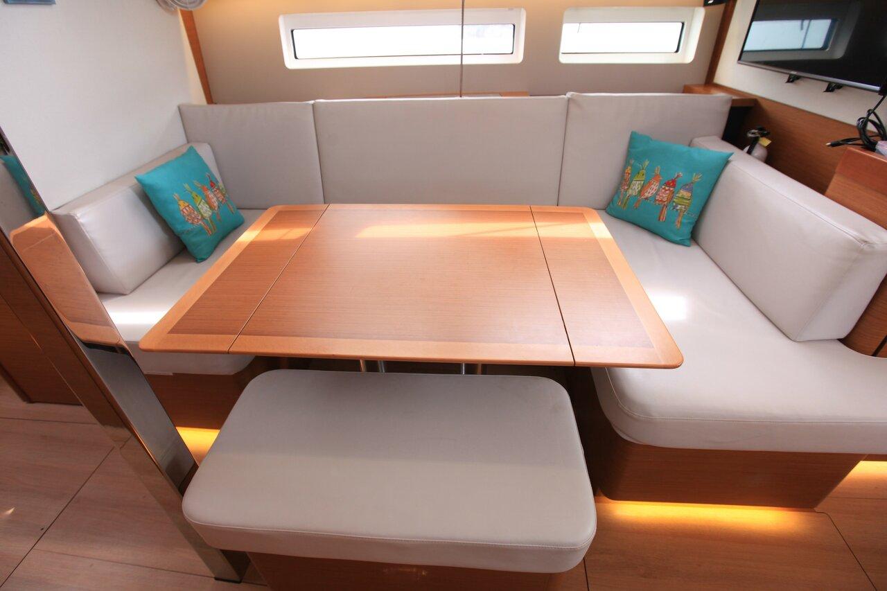 Sun Odyssey 440 - 3 cab., picture 16