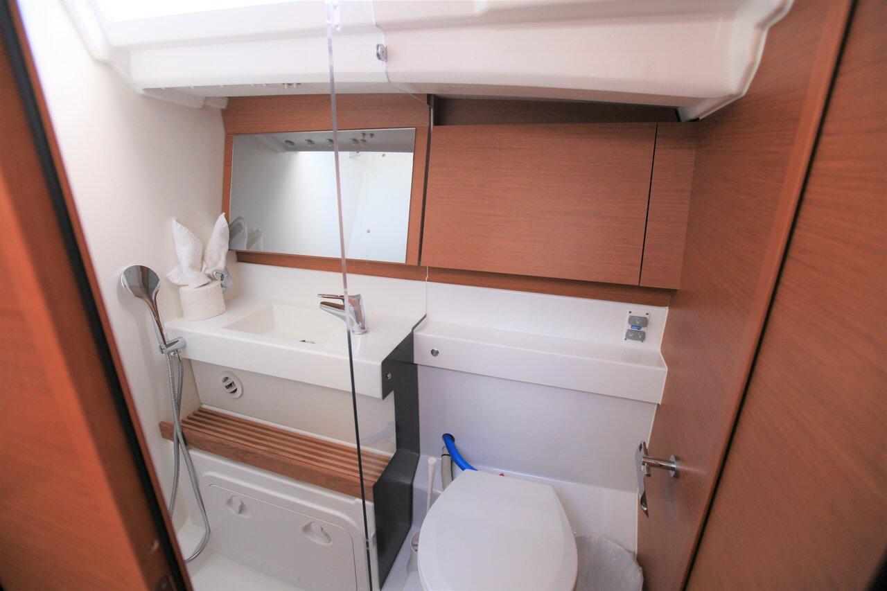 Sun Odyssey 440 - 2 cab., picture 20