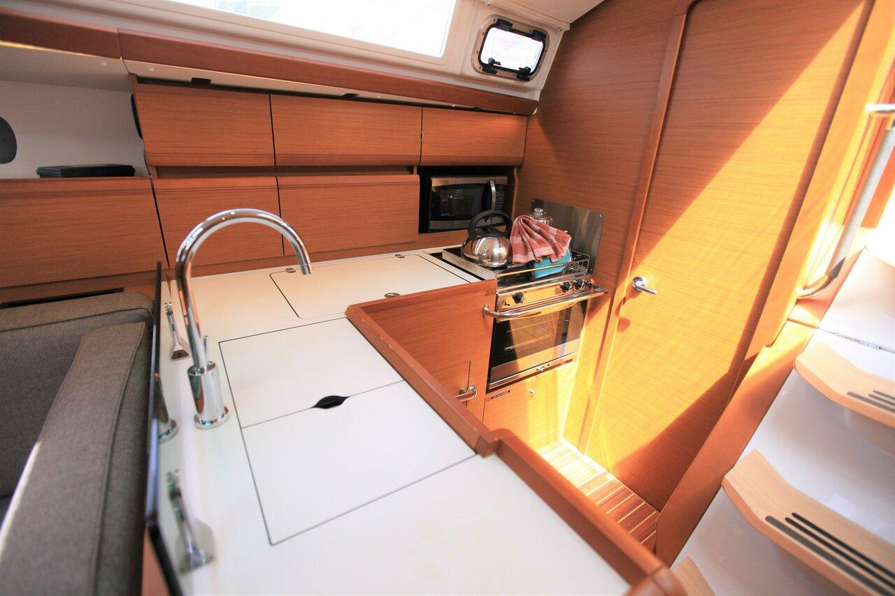 Sun Odyssey 419, picture 13