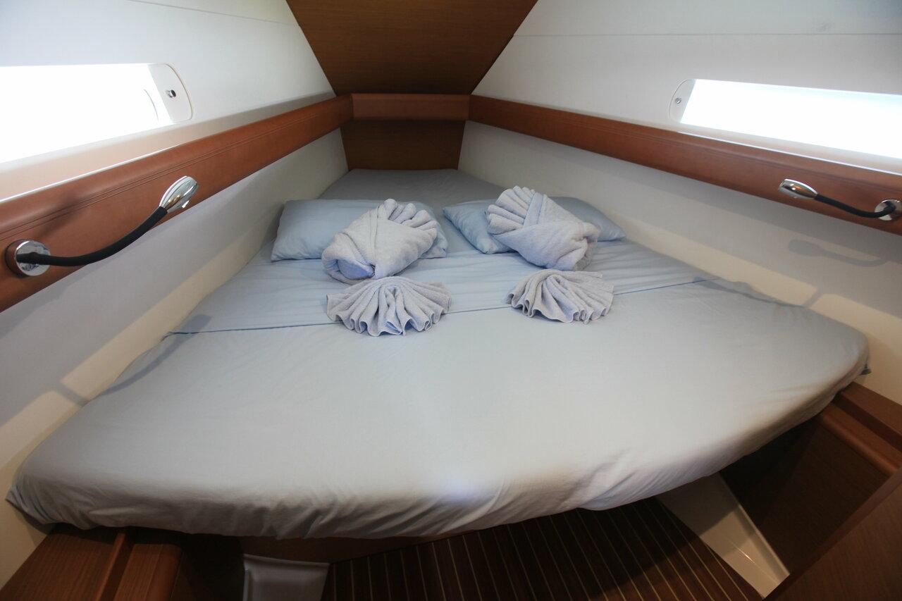 Sun Odyssey 419, picture 16