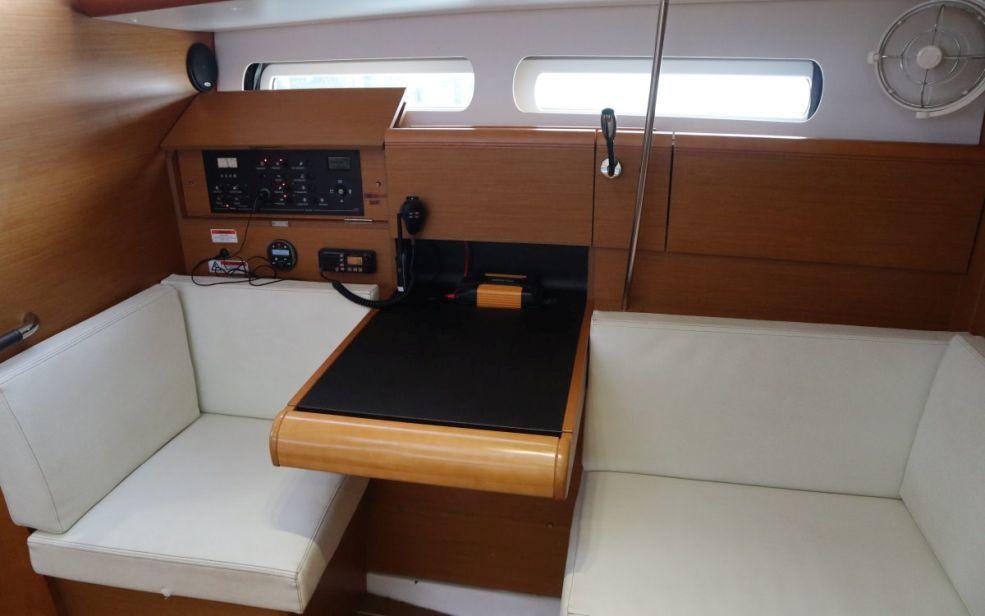 Sun Odyssey 409, picture 6