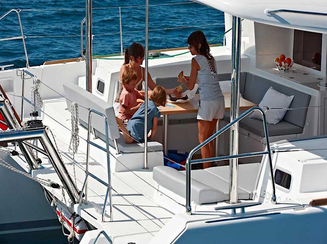 Book Lagoon 450 F - 4 + 2 cab. Catamaran for bareboat charter in La Paz, Costa Baja Marina, Baja California Sur, Mexico with TripYacht!, picture 5