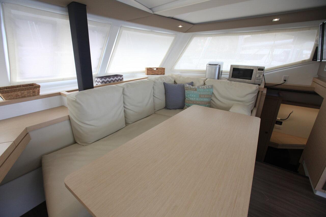 Fountaine Pajot Lucia 40 - 3 cab., picture 8