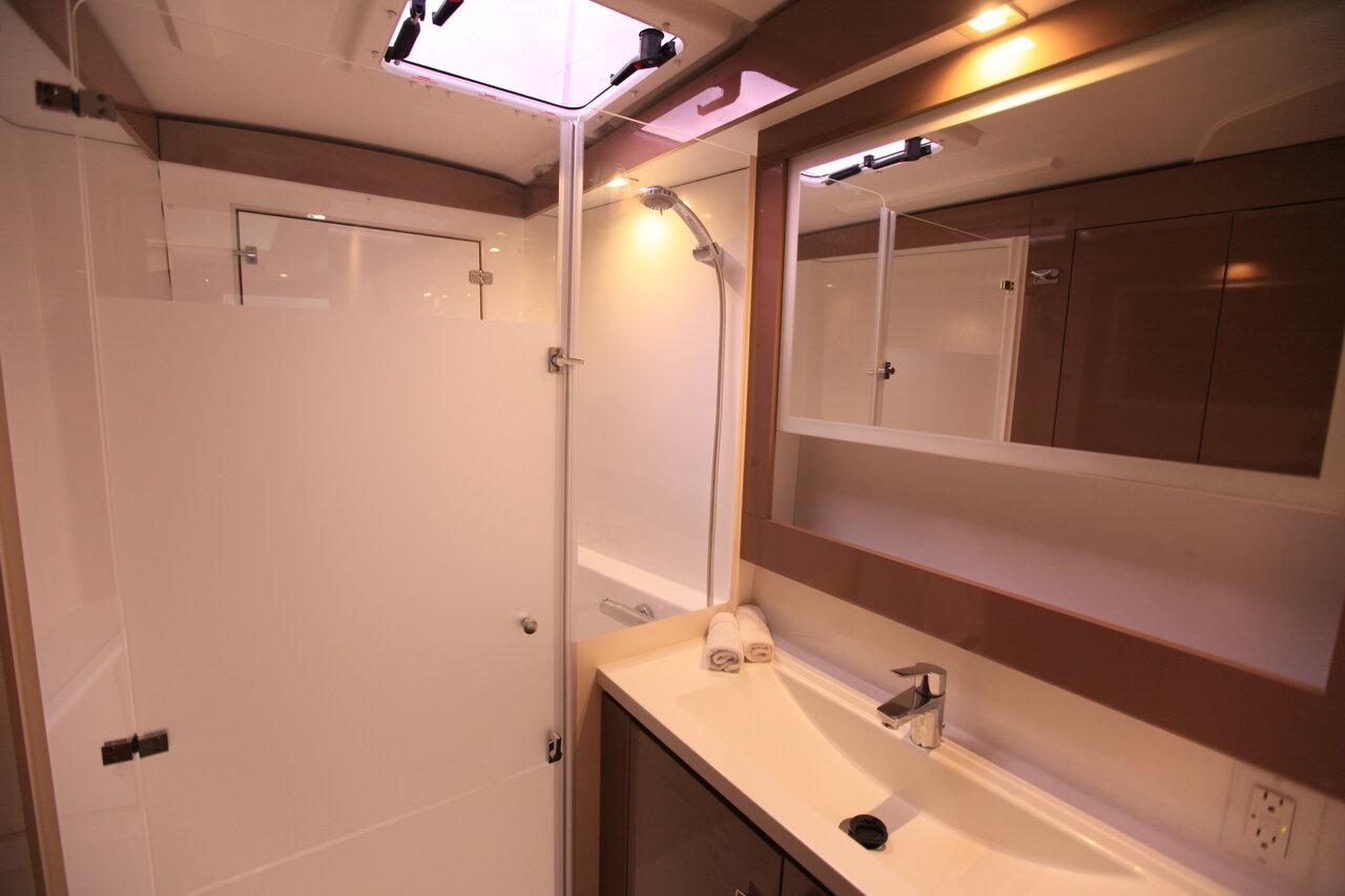 Fountaine Pajot Lucia 40 - 3 cab., picture 17