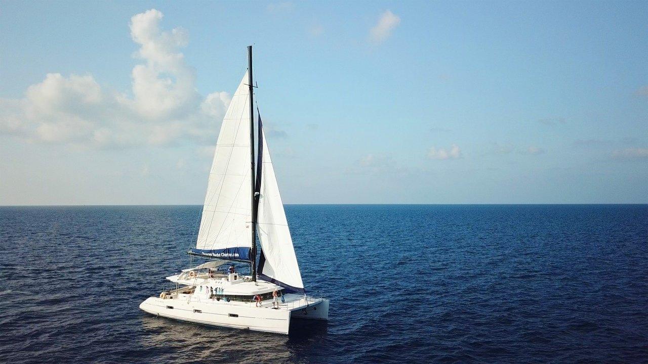 Book Dream 60 Catamaran for bareboat charter in Male, Hulhumale, Maldives with TripYacht!, picture 1