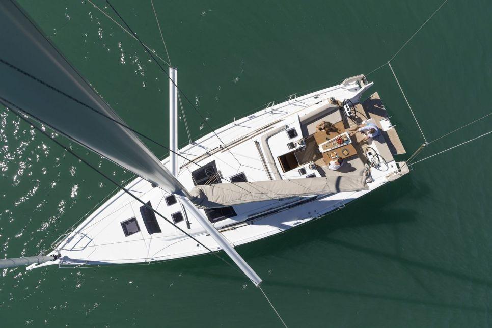 Dufour 430 GL, picture 3