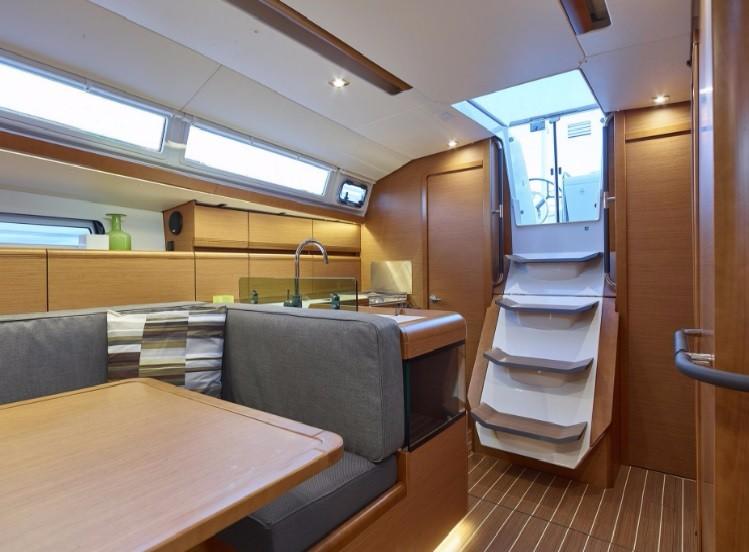 Sun Odyssey 419, picture 6