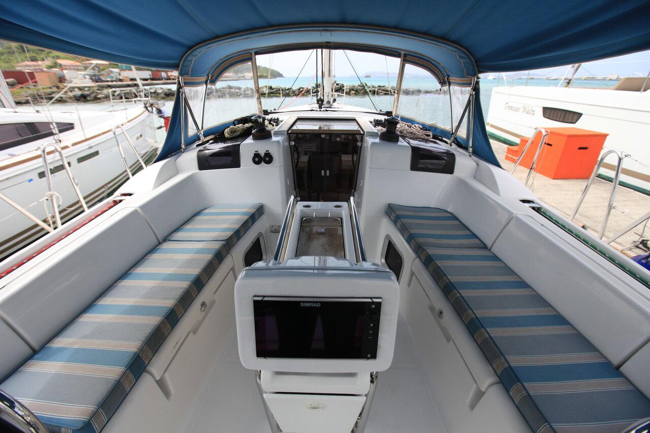 Sun Odyssey 419, picture 7