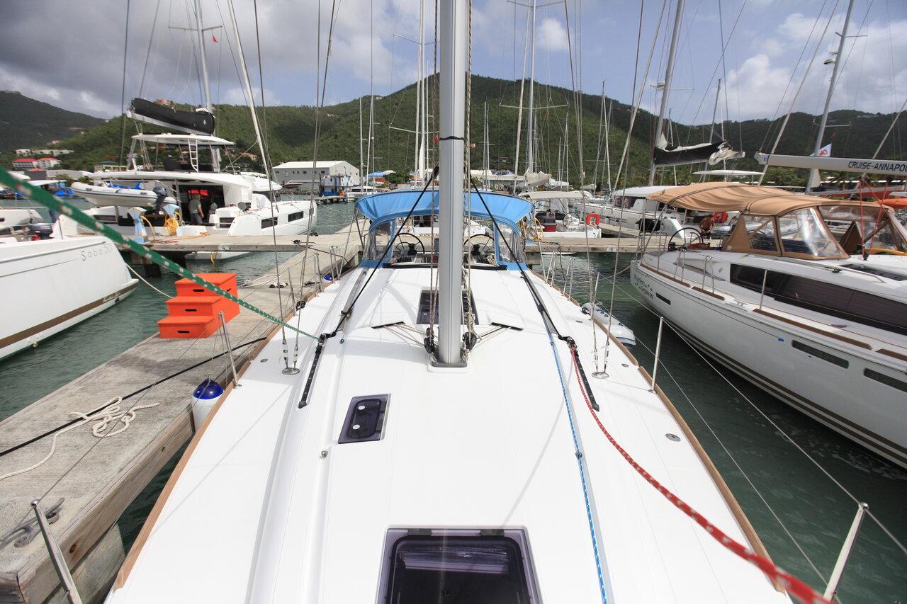 Sun Odyssey 419, picture 3