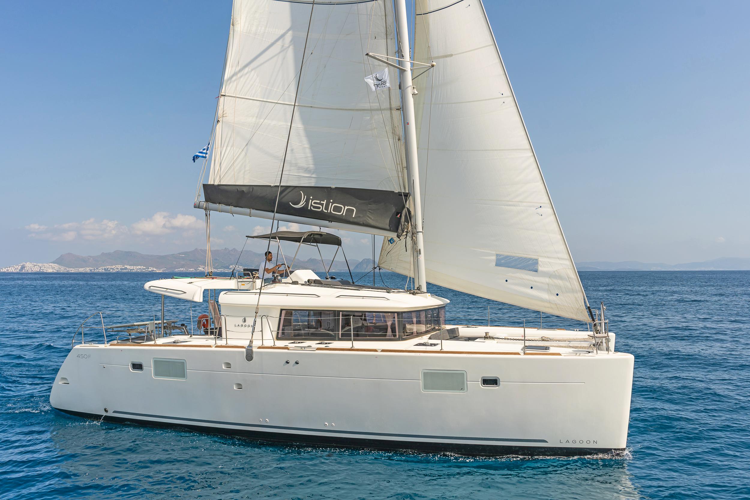 Book Lagoon 450 F - 4 + 2 cab. Catamaran for bareboat charter in Kos, Kos Marina, Dodecanese, Greece with TripYacht!, picture 22