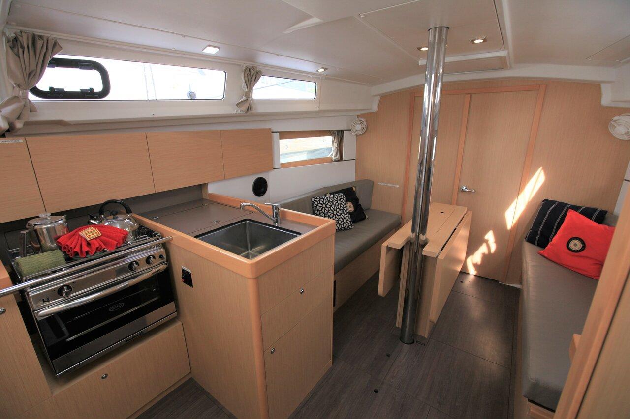 Oceanis 35.1 - 2 cab., picture 13
