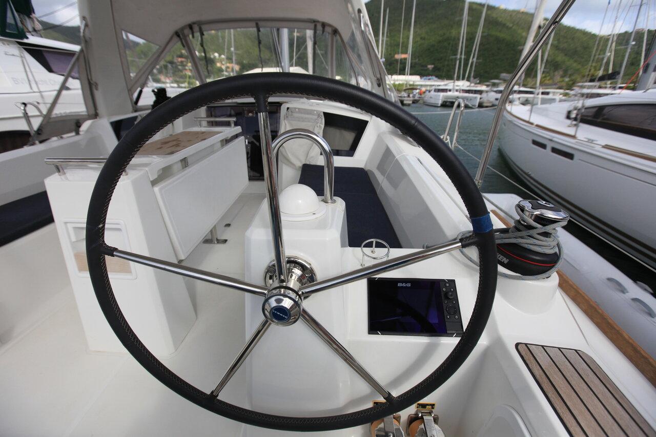Oceanis 35.1 - 2 cab., picture 8