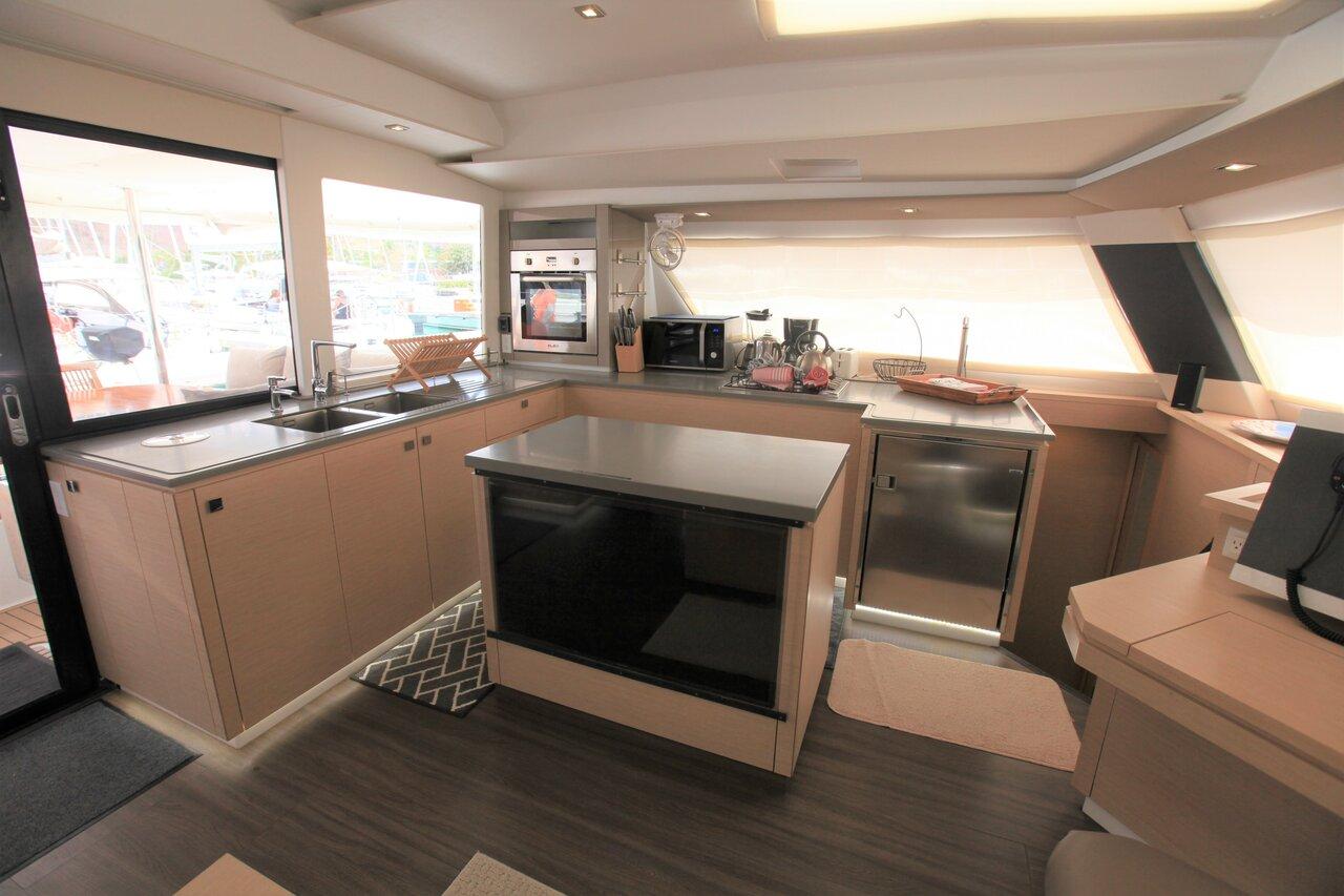 Fountaine Pajot Saba 50 - 4 cab., picture 12