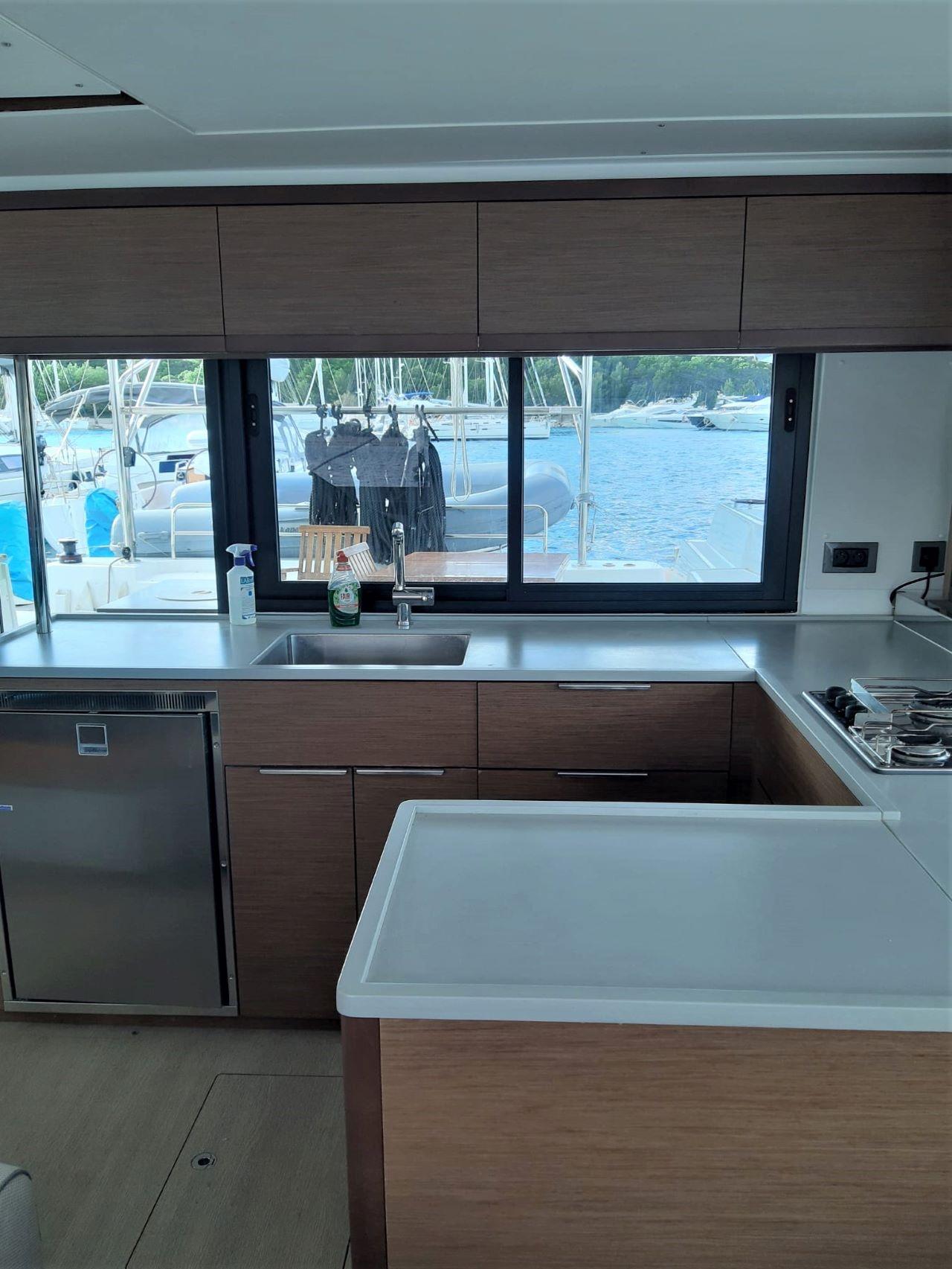 Lagoon 46 - 4 + 2 cab., picture 9
