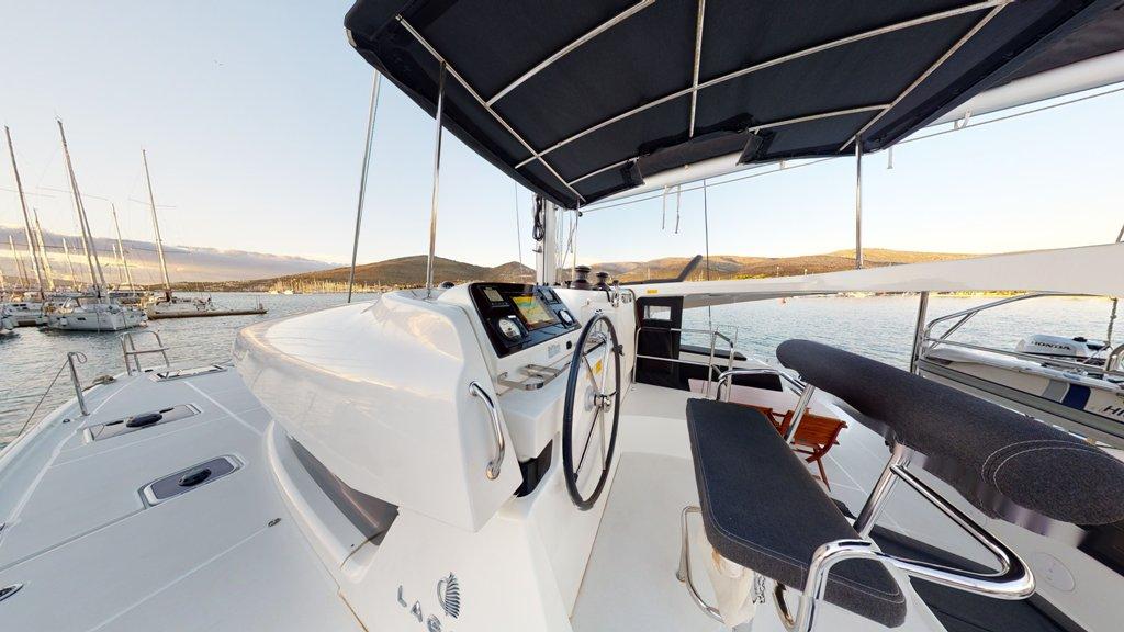 Lagoon 42 - 4 + 2 cab., picture 4